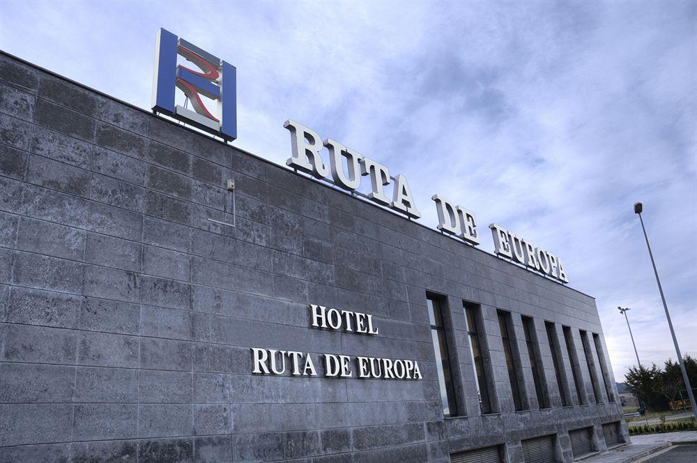 Hotel Ruta De Europa Витория-Гастейс Екстериор снимка