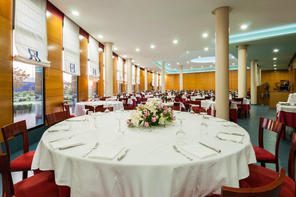 Hotel Ruta De Europa Витория-Гастейс Екстериор снимка