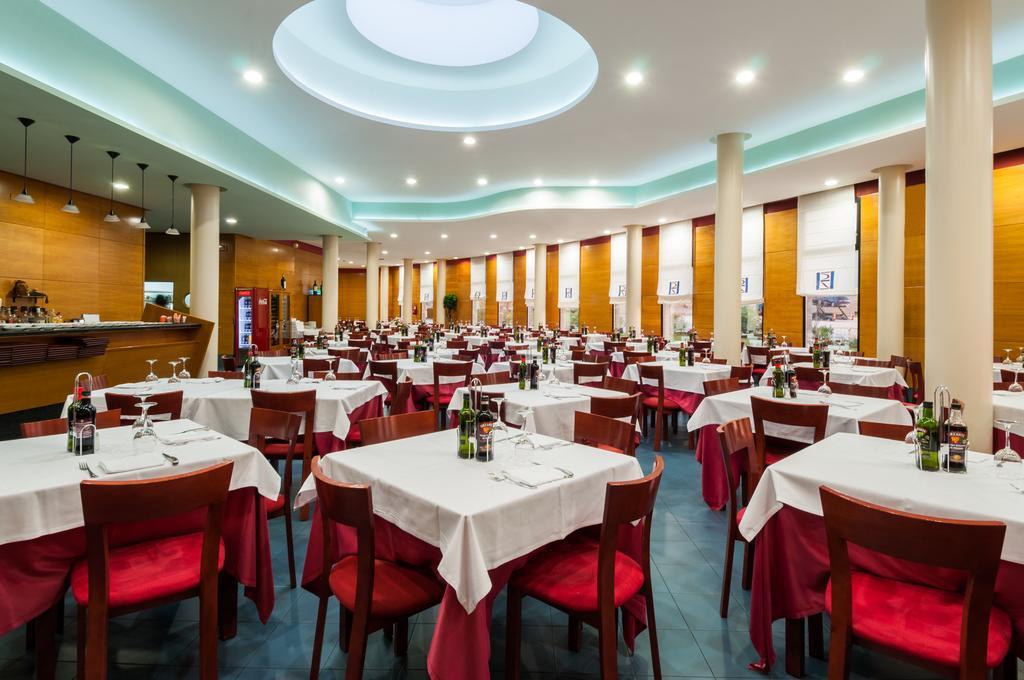 Hotel Ruta De Europa Витория-Гастейс Екстериор снимка